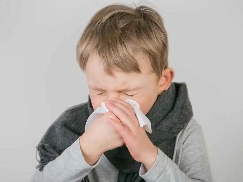 Anak Sering Bersin di Pagi Hari? Ketahui Penyebab dan Cara Pencegahan